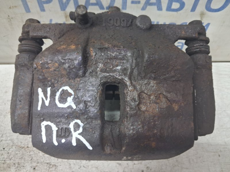 Запчасть суппорт передний правый Nissan Qashqai 2006-2013 J10 1.6 diesel R9M 41001JD00A Б/У Суппорт передний правый Nissan Qashqai 2006-2013 J10 1.6 diesel R9M 41001JD00A Б/У