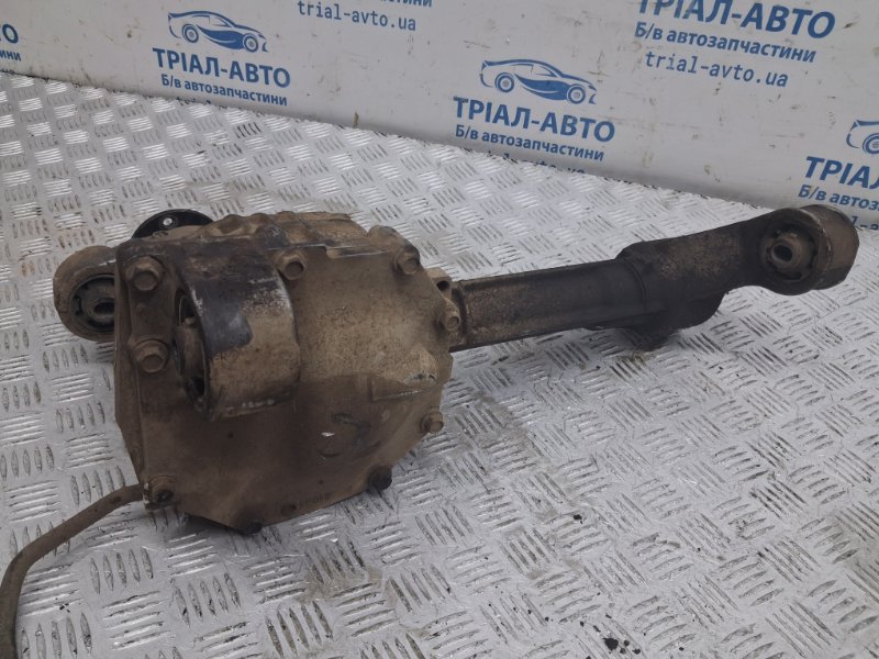 Редуктор передний Navara 2004-2015 D40 2.5 Diesel YD25DDTI Редуктор передний Navara 2004-2015 D40 2.5 Diesel YD25DDTI