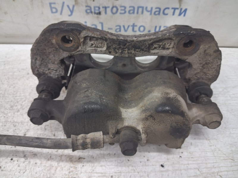Суппорт передний правый Sorento 2002-2011 BL 2.5 diesel D4CB Суппорт передний правый Sorento 2002-2011 BL 2.5 diesel D4CB