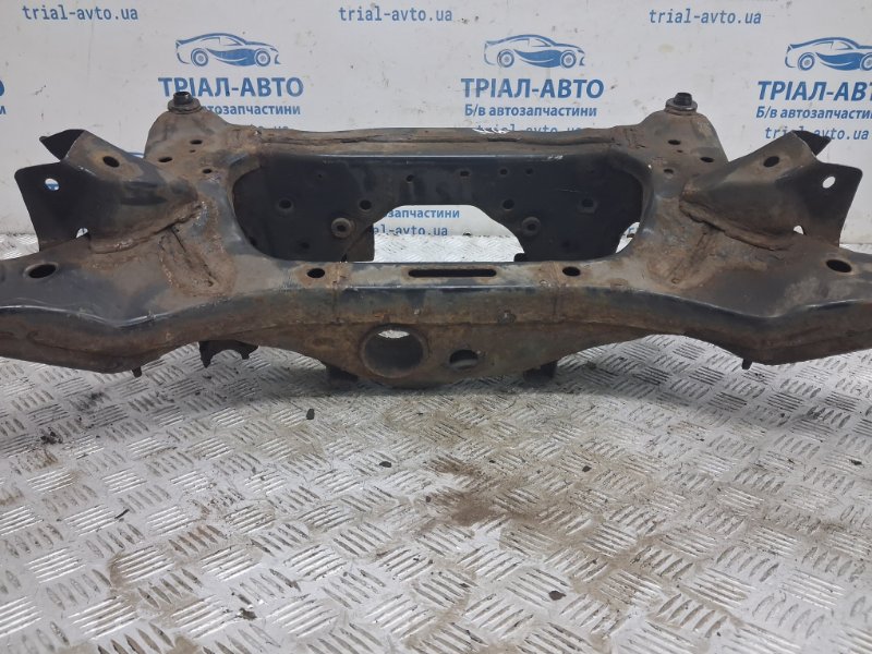Балка задней подвески Qashqai 2006-2013 J10 1.6 diesel R9M Балка задней подвески Qashqai 2006-2013 J10 1.6 diesel R9M