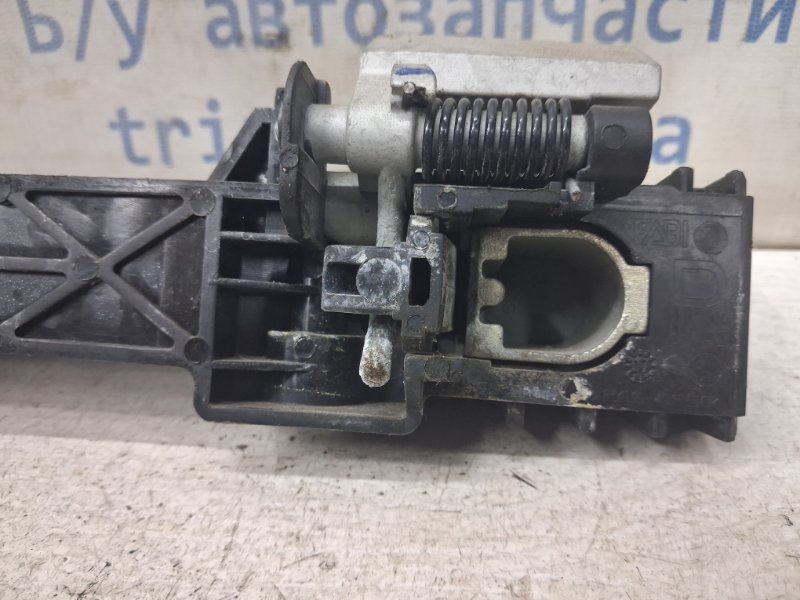 Ручка двери внешняя задняя правая Navara 2004-2015 D40 2.5 Diesel YD25DDTI Ручка двери внешняя задняя правая Navara 2004-2015 D40 2.5 Diesel YD25DDTI