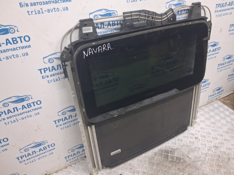 Люк в сборе Nissan Navara D40 2.5 Diesel YD25DDTI Люк в сборе Nissan Navara D40 2.5 Diesel YD25DDTI
