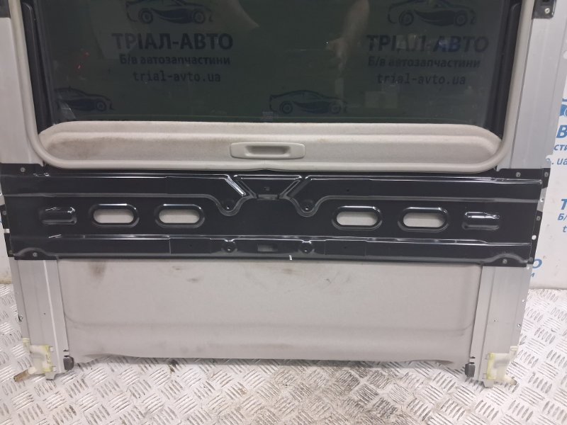 Люк в сборе Navara 2004-2015 D40 2.5 Diesel YD25DDTI Люк в сборе Navara 2004-2015 D40 2.5 Diesel YD25DDTI