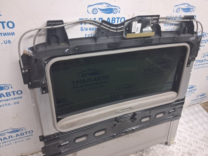Люк в сборе Navara 2004-2015 D40 2.5 Diesel YD25DDTI Люк в сборе Navara 2004-2015 D40 2.5 Diesel YD25DDTI
