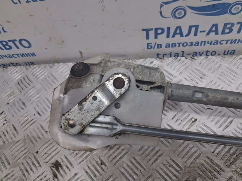 Трапеция дворников Tiida 2004-2014 C11 1.6 Бензин HR16 Трапеция дворников Tiida 2004-2014 C11 1.6 Бензин HR16