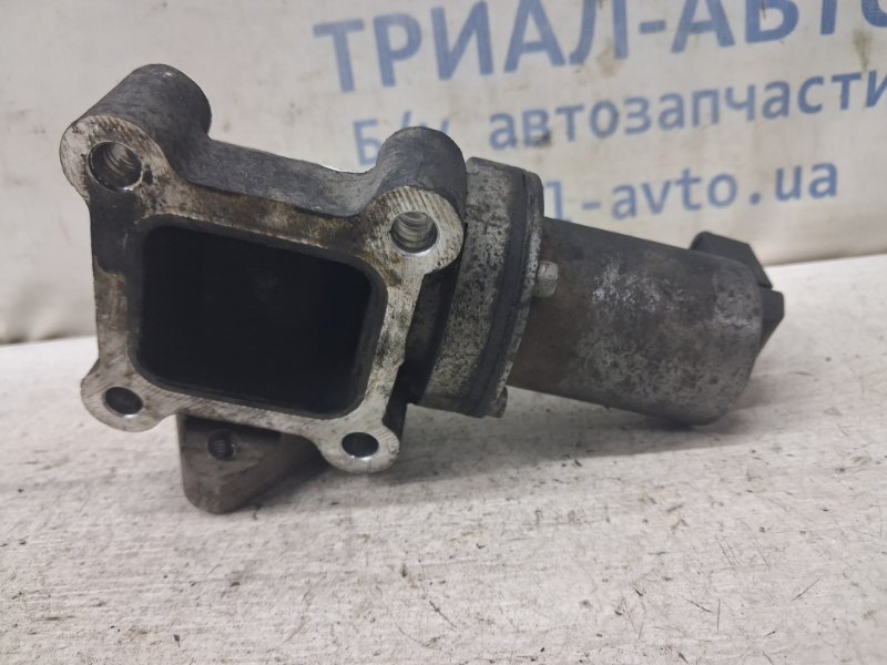 Клапан EGR Sorento 2002-2011 BL 2.5 diesel D4CB Клапан EGR Sorento 2002-2011 BL 2.5 diesel D4CB
