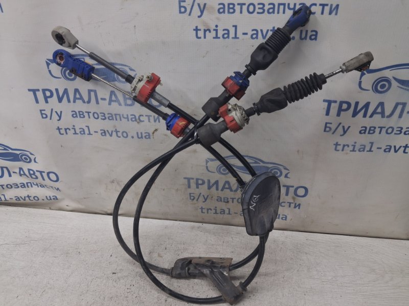Запчасть трос коробки передач Nissan Qashqai 2006-2013 J10 1.6 diesel R9M 34413BB65A Б/У Трос коробки передач Nissan Qashqai 2006-2013 J10 1.6 diesel R9M 34413BB65A Б/У
