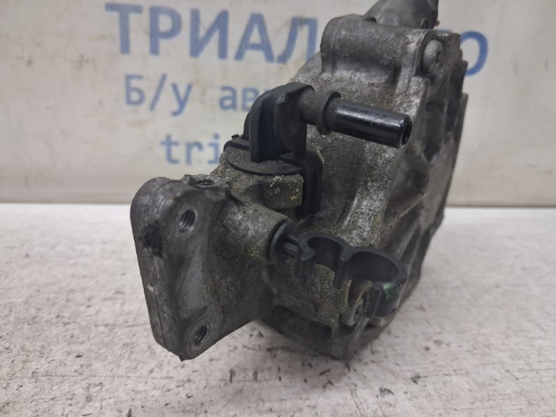 Насос вакуумный Land Rover Range Rover Evoque L538 2.2 Diesel Насос вакуумный Land Rover Range Rover Evoque L538 2.2 Diesel