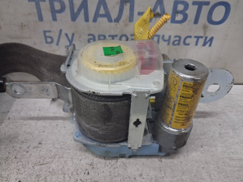 Ремень безопасности передний правый Kia Sorento 2002-2011 BL 2.5 diesel D4CB 888603E210CY Б/У