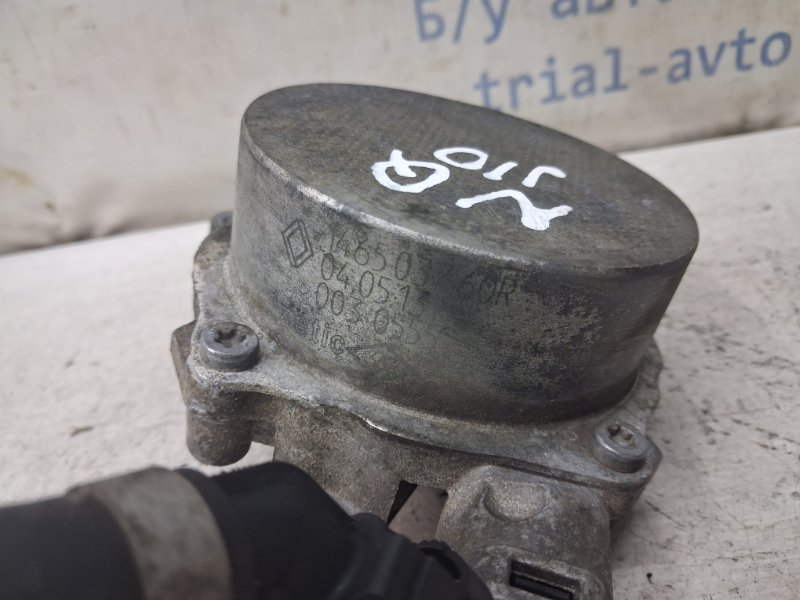 Насос вакуумный Nissan Qashqai J10 1.6 diesel R9M