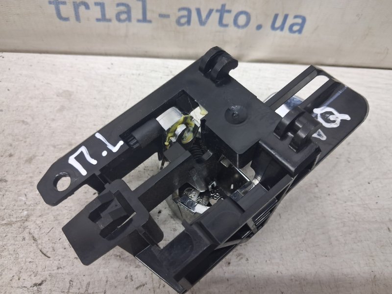 Ручка двери внутреняя передняя левая Qashqai 2006-2013 J10 1.6 diesel R9M Ручка двери внутреняя передняя левая Qashqai 2006-2013 J10 1.6 diesel R9M