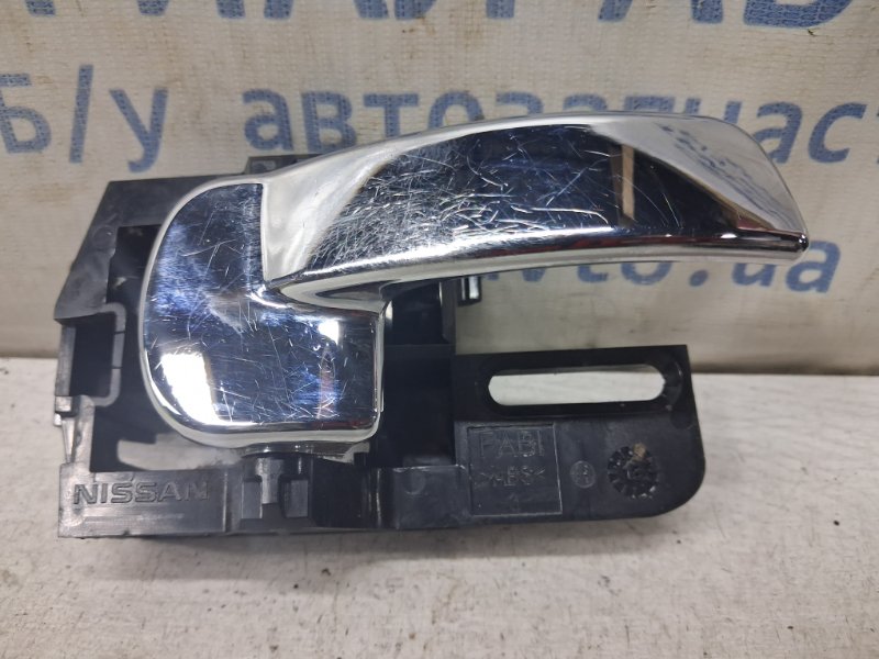 Запчасть ручка двери внутреняя передняя правая Nissan Qashqai 2006-2013 J10 1.6 diesel R9M 80670JD00E Б/У Ручка двери внутреняя передняя правая Nissan Qashqai 2006-2013 J10 1.6 diesel R9M 80670JD00E Б/У