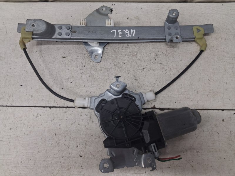 Запчасть стеклоподъемник задний левый Nissan Qashqai 2006-2013 J10 1.6 diesel R9M 82701JD400 Б/У Стеклоподъемник задний левый Nissan Qashqai 2006-2013 J10 1.6 diesel R9M 82701JD400 Б/У