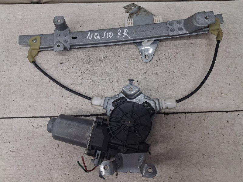 Запчасть стеклоподъемник задний правый Nissan Qashqai 2006-2013 J10 1.6 diesel R9M 82700JD400 Б/У Стеклоподъемник задний правый Nissan Qashqai 2006-2013 J10 1.6 diesel R9M 82700JD400 Б/У