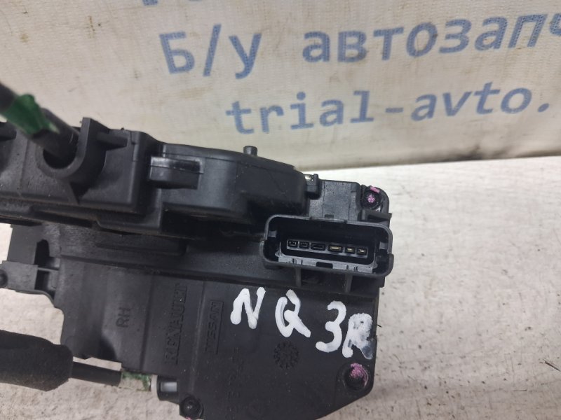 Замок двери задний правый Nissan Qashqai J10 1.6 diesel R9M Замок двери задний правый Nissan Qashqai J10 1.6 diesel R9M