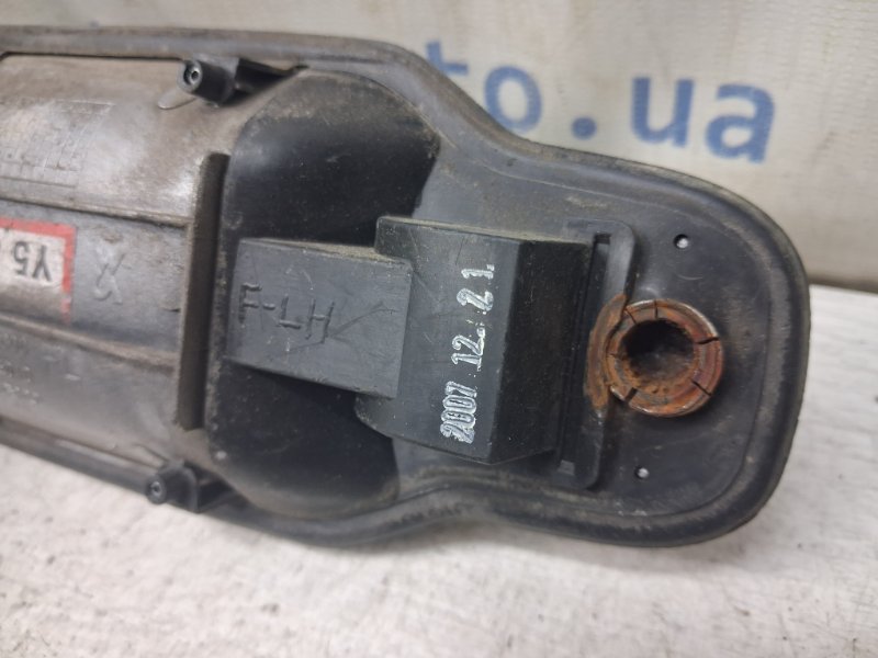 Ручка двери внешняя передняя левая Sorento 2002-2011 BL 2.5 diesel D4CB Ручка двери внешняя передняя левая Sorento 2002-2011 BL 2.5 diesel D4CB