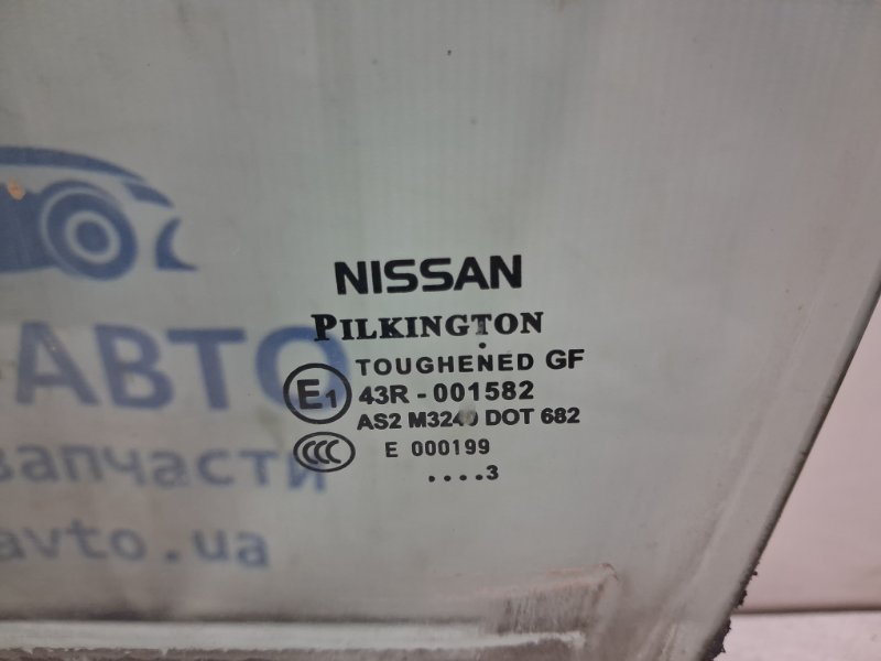 Стекло двери переднее левое Qashqai 2006-2013 J10 1.6 diesel R9M Стекло двери переднее левое Qashqai 2006-2013 J10 1.6 diesel R9M