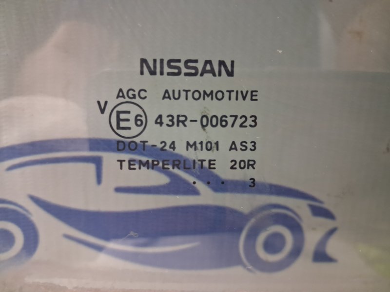 Стекло двери заднее правое Qashqai 2006-2013 J10 1.6 diesel R9M Стекло двери заднее правое Qashqai 2006-2013 J10 1.6 diesel R9M