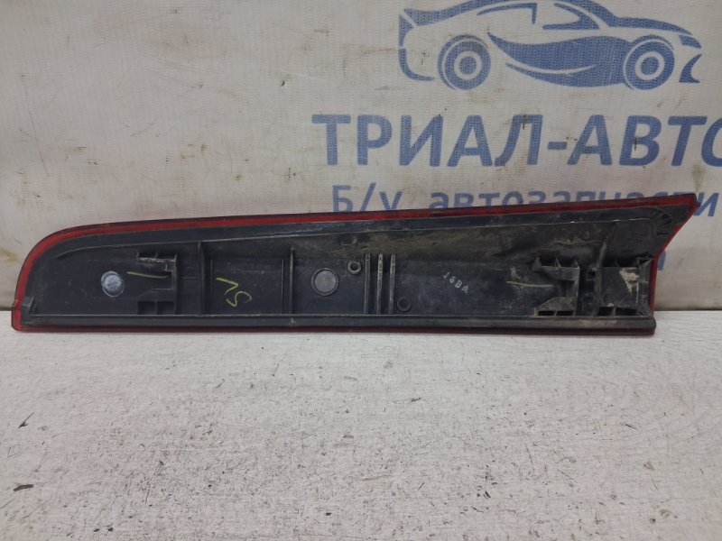 Катафот (отражатель) задний левый Nissan Note E12 1.4 CR14DE Катафот (отражатель) задний левый Nissan Note E12 1.4 CR14DE