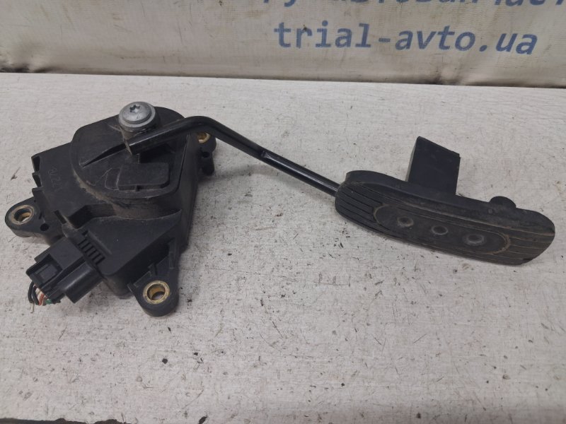 Запчасть педаль газа Nissan Note 2005-2013 E12 1.4 CR14DE 18002AX700 Б/У Педаль газа Nissan Note 2005-2013 E12 1.4 CR14DE 18002AX700 Б/У