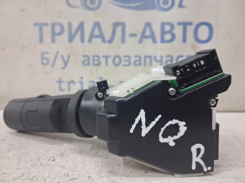 Переключатель подрулевой правый(дворники) Qashqai 2006-2013 J10 1.6 diesel R9M