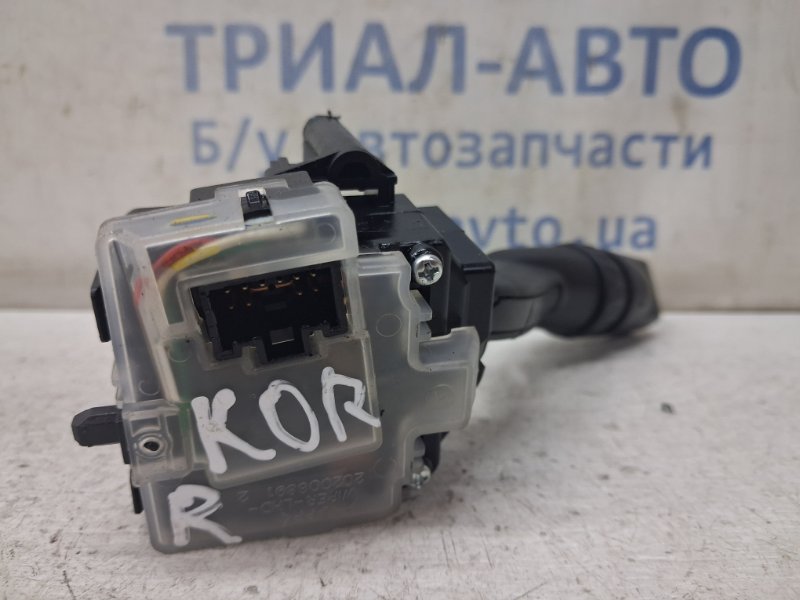 Переключатель подрулевой правый(дворники) Korando 2010-2019 C200 2.0 diesel D20DTF Переключатель подрулевой правый(дворники) Korando 2010-2019 C200 2.0 diesel D20DTF