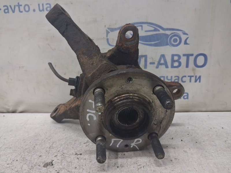 Кулак поворотный правый со ступицей Picanto 2003-2011 FL 1.1