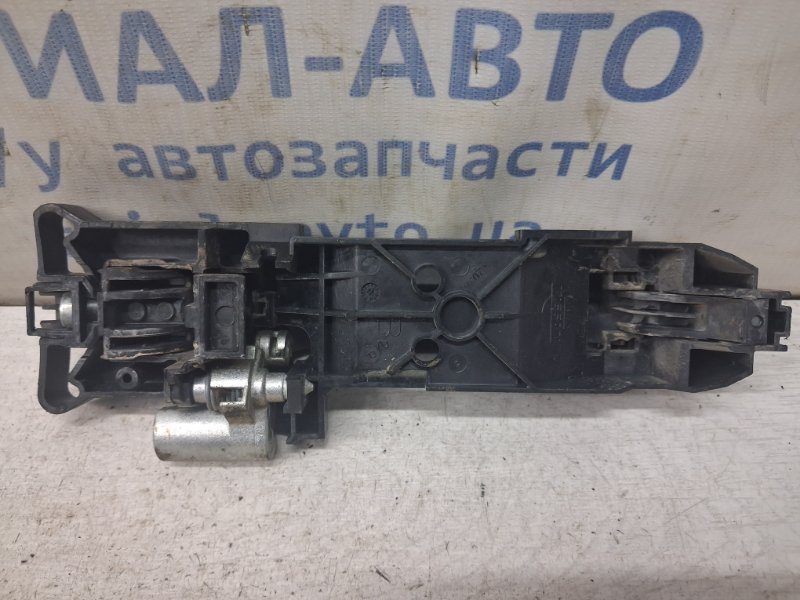 Ручка двери внешняя передняя правая Nissan Note E12 1.4 CR14DE Ручка двери внешняя передняя правая Nissan Note E12 1.4 CR14DE