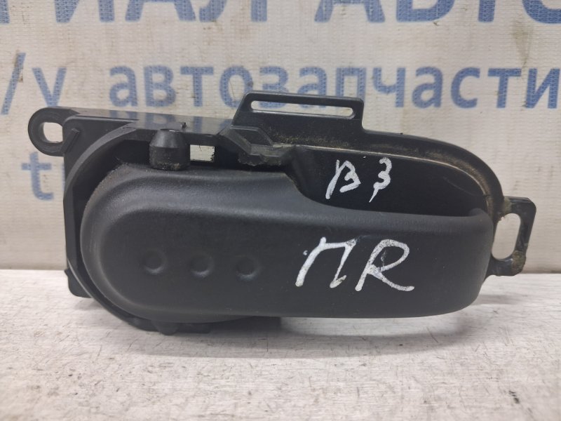 Запчасть ручка двери внутреняя передняя правая Nissan Note 2005-2013 E12 1.4 CR14DE 80671AX603 Б/У Ручка двери внутреняя передняя правая Nissan Note 2005-2013 E12 1.4 CR14DE 80671AX603 Б/У