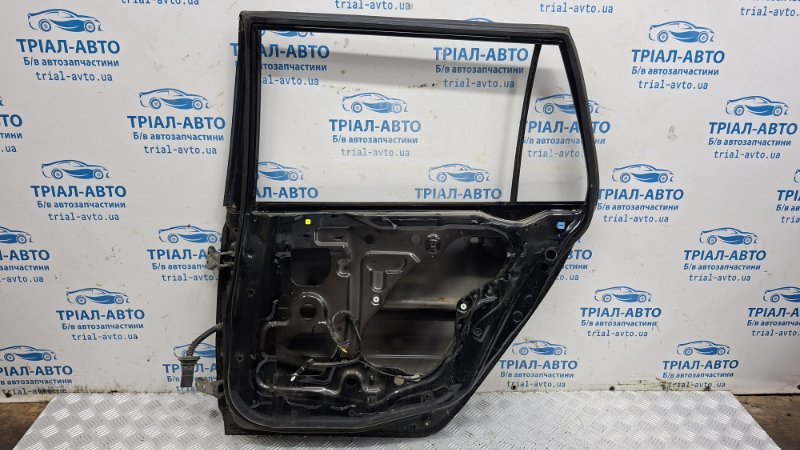 Дверь задняя правая Lancer 2003-2009 9 1.6 бензин 4G18