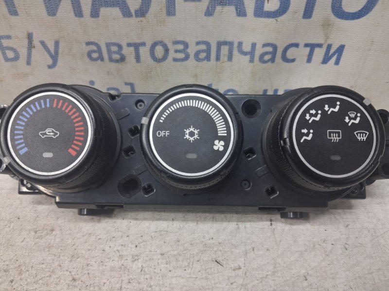 Блок управления климат-контролем Lancer 2007-2017 10 1.5 бензин 4a91