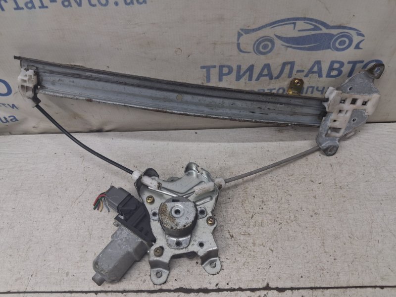Стеклоподъемник задний правый Mitsubishi Lancer 9 1.6 бензин 4G18