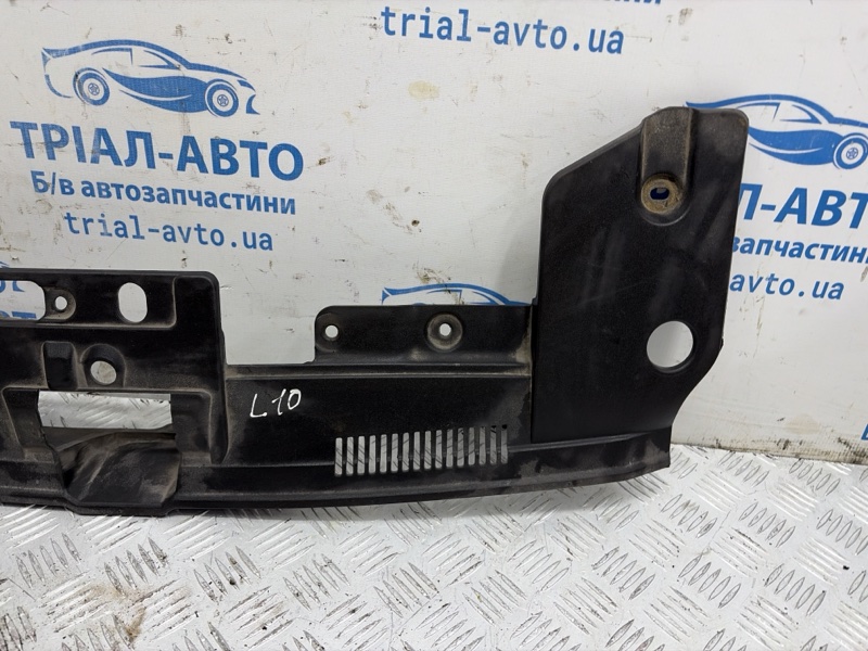 Накладка передней панели Lancer 2007-2017 10 1.5 бензин 4a91 Накладка передней панели Lancer 2007-2017 10 1.5 бензин 4a91