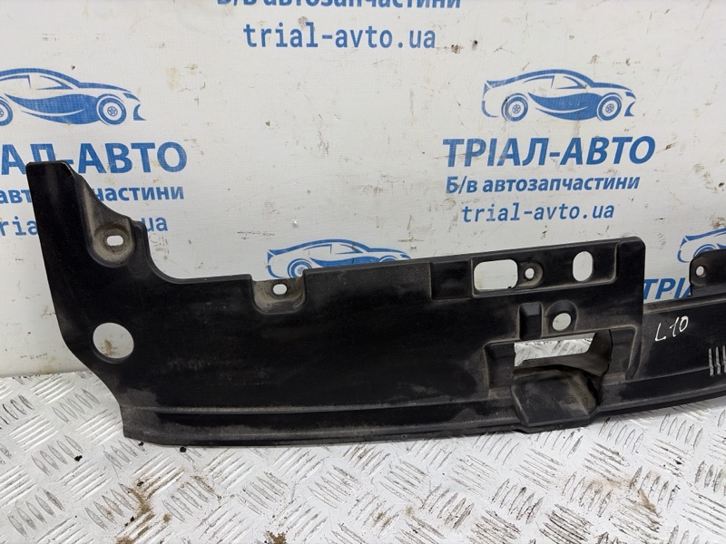 Накладка передней панели Mitsubishi Lancer 10 1.5 бензин 4a91 Накладка передней панели Mitsubishi Lancer 10 1.5 бензин 4a91