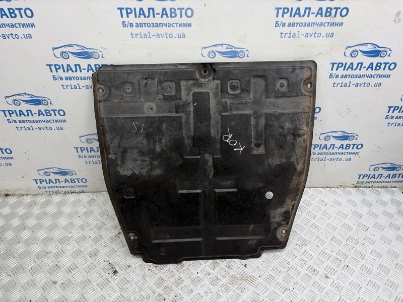 Запчасть защита двс SsangYong Korando 2010-2019 C200 2.0 diesel D20DTF 2428034121 Б/У Защита двс SsangYong Korando 2010-2019 C200 2.0 diesel D20DTF 2428034121 Б/У