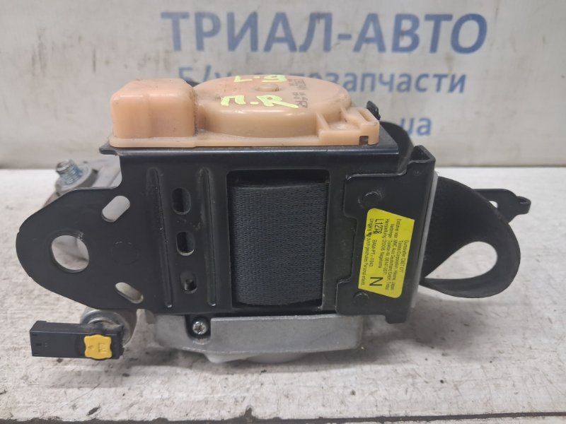 Ремень безопасности передний правый Mitsubishi Lancer 9 1.6 бензин 4G18 Ремень безопасности передний правый Mitsubishi Lancer 9 1.6 бензин 4G18