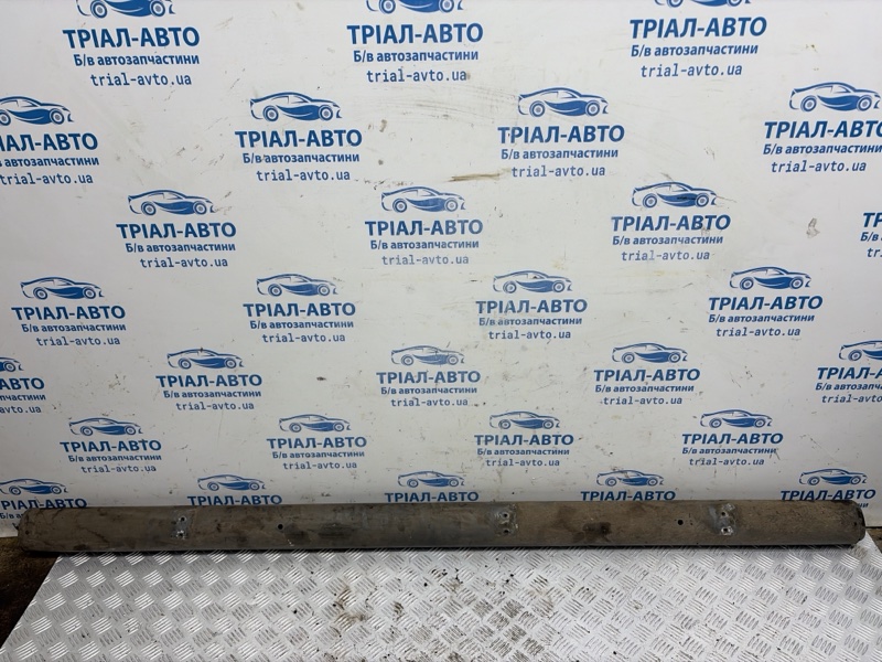 Подножка Navara 2004-2015 D40 2.5 Diesel YD25DDTI Подножка Navara 2004-2015 D40 2.5 Diesel YD25DDTI