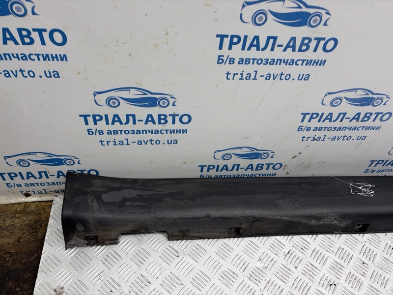 Накладка порога внешняя левая SsangYong Korando C200 2.0 diesel D20DTF