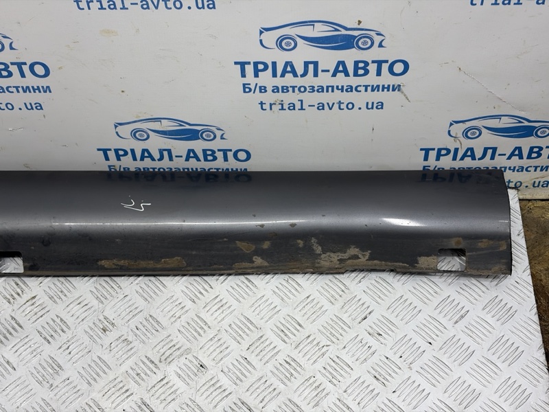 Накладка порога внешняя левая Sorento 2002-2011 BL 2.5 diesel D4CB