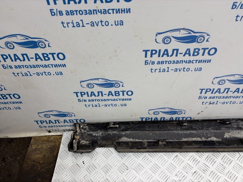 Накладка порога внешняя левая Range Rover Evoque 2011-2018 L538 2.2 Diesel