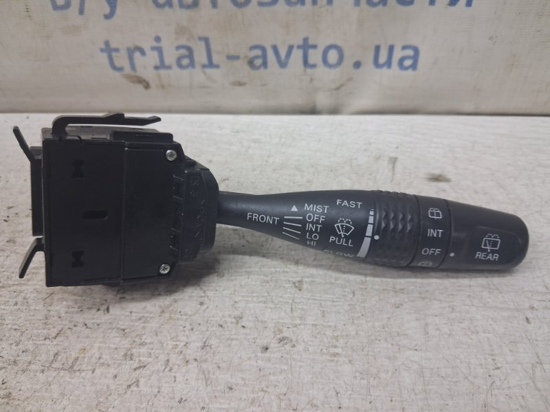 Переключатель подрулевой правый(дворники) Mitsubishi Lancer 2003-2009 9 1.6 бензин 4G18 8612A002 Б/У