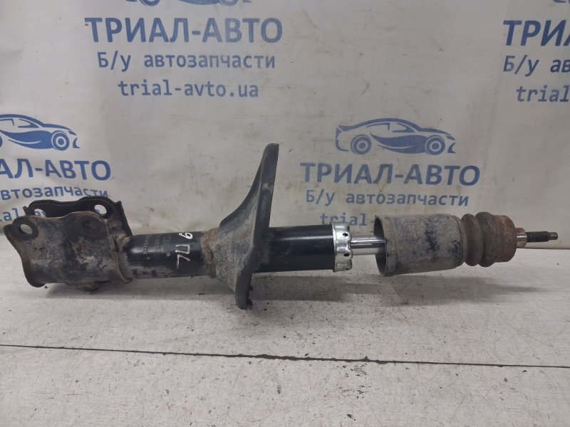 Амортизатор передний левый Mitsubishi Lancer 9 1.6 бензин 4G18