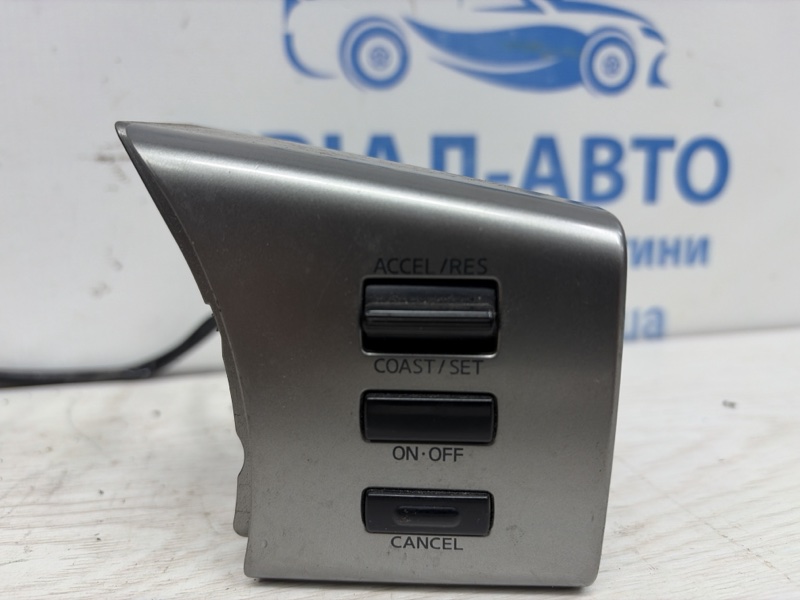 Кнопка руля Pathfinder 2004-2014 R51 2.5 Diesel YD25DDTI Кнопка руля Pathfinder 2004-2014 R51 2.5 Diesel YD25DDTI