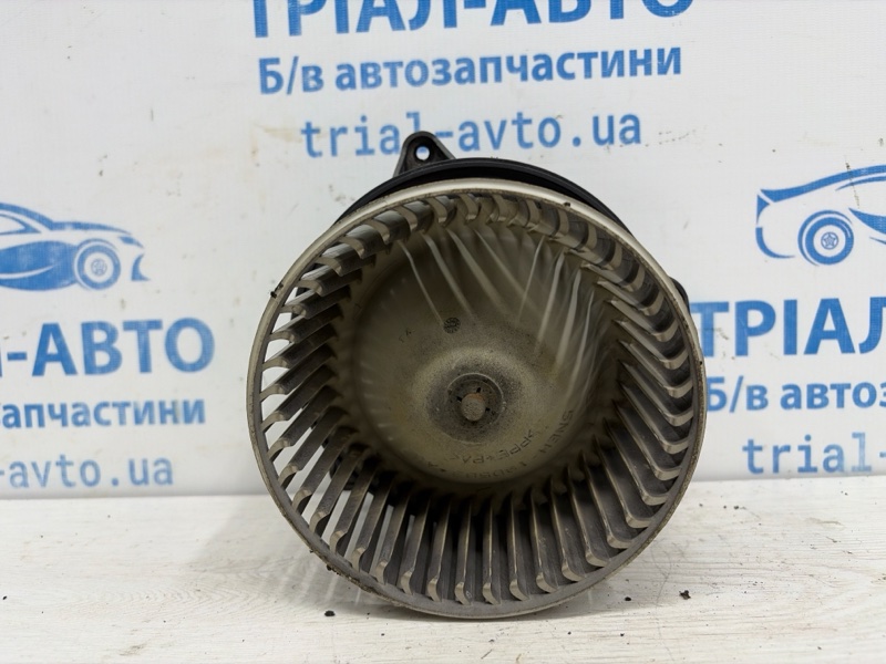 Вентилятор печки Nissan Pathfinder R51 2.5 Diesel YD25DDTI Вентилятор печки Nissan Pathfinder R51 2.5 Diesel YD25DDTI
