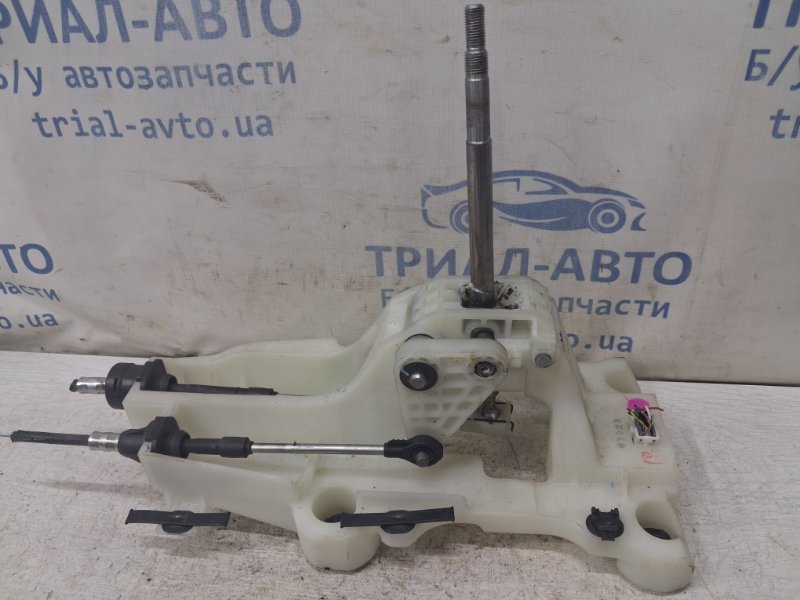 Запчасть кулиса переключения мкпп Mitsubishi Lancer 2007-2017 10 1.5 бензин 4a91 2450A038 Б/У Кулиса переключения МКПП Mitsubishi Lancer 2007-2017 10 1.5 бензин 4a91 2450A038 Б/У
