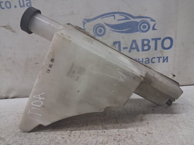 Запчасть бачок радиатора (расширительный) Nissan Tiida 2004-2014 C11 1.6 Бензин HR16 21710ED000 Б/У Бачок радиатора (расширительный) Nissan Tiida 2004-2014 C11 1.6 Бензин HR16 21710ED000 Б/У
