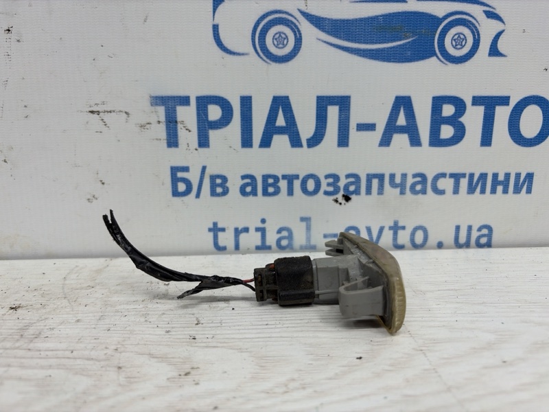 Повторитель поворотника Lancer 2007-2017 10 1.5 бензин 4a91 Повторитель поворотника Lancer 2007-2017 10 1.5 бензин 4a91