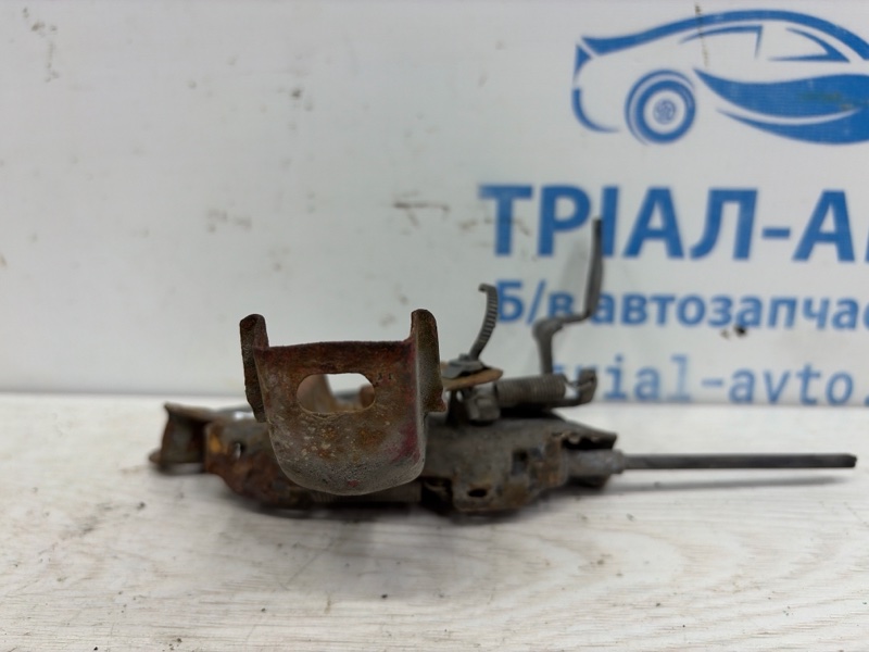 Замок капота Note 2005-2013 E12 1.4 CR14DE Замок капота Note 2005-2013 E12 1.4 CR14DE