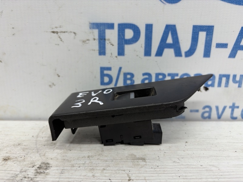 Кнопка стеклоподъемника Range Rover Evoque 2011-2018 L538 2.2 Diesel Кнопка стеклоподъемника Range Rover Evoque 2011-2018 L538 2.2 Diesel