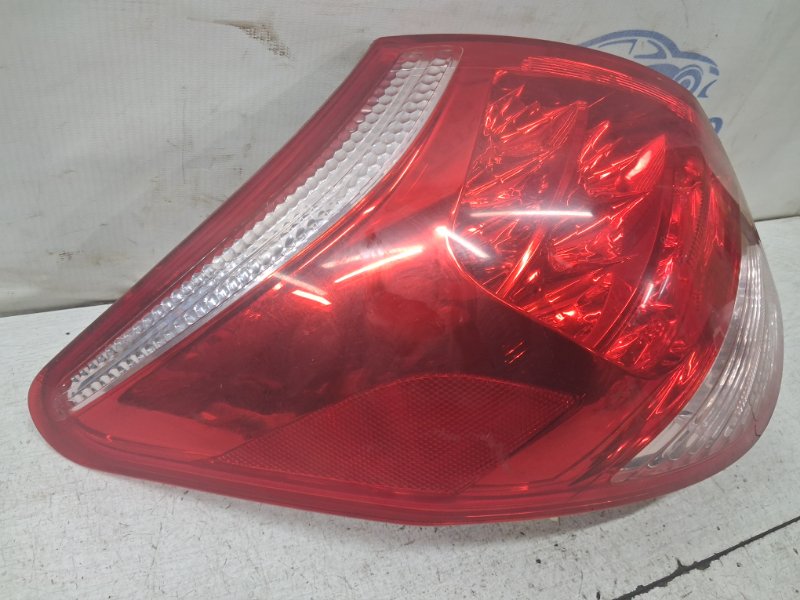Фонарь задний внешний левый RAV 4 2005-2016 A30 2.2 diesel 2ADFHV Фонарь задний внешний левый RAV 4 2005-2016 A30 2.2 diesel 2ADFHV